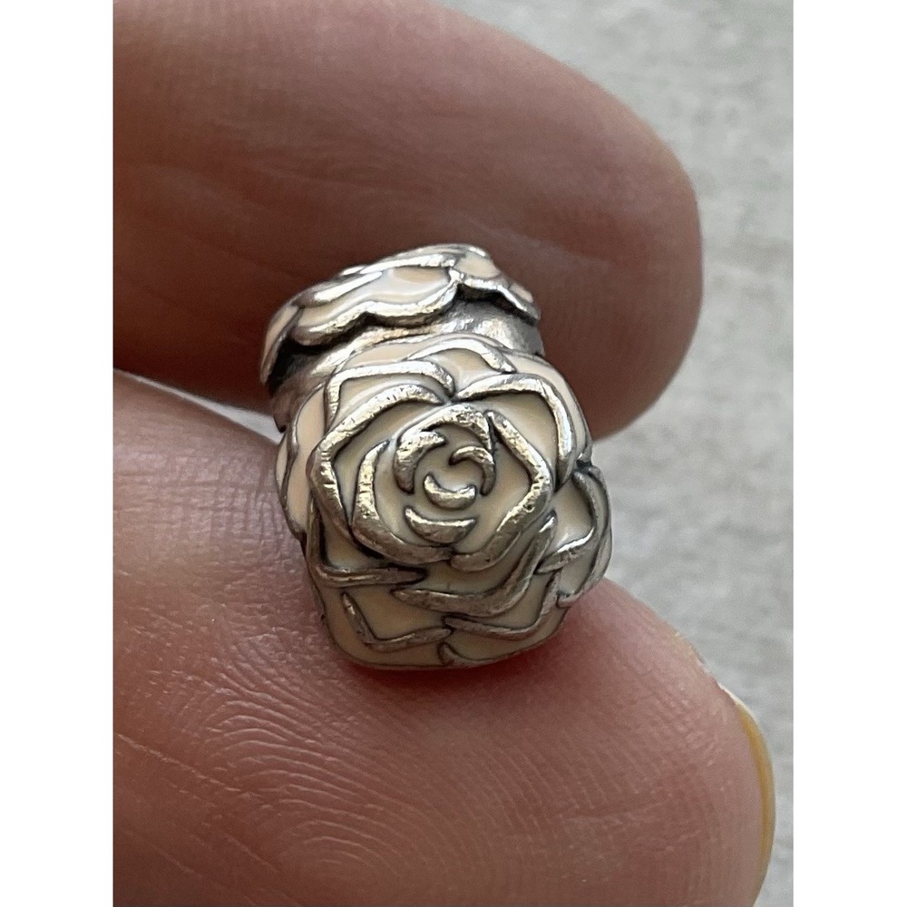 Pandora Rose Garden enamel clip charm ALE 925 Sterling Silver - Picture 3 of 5